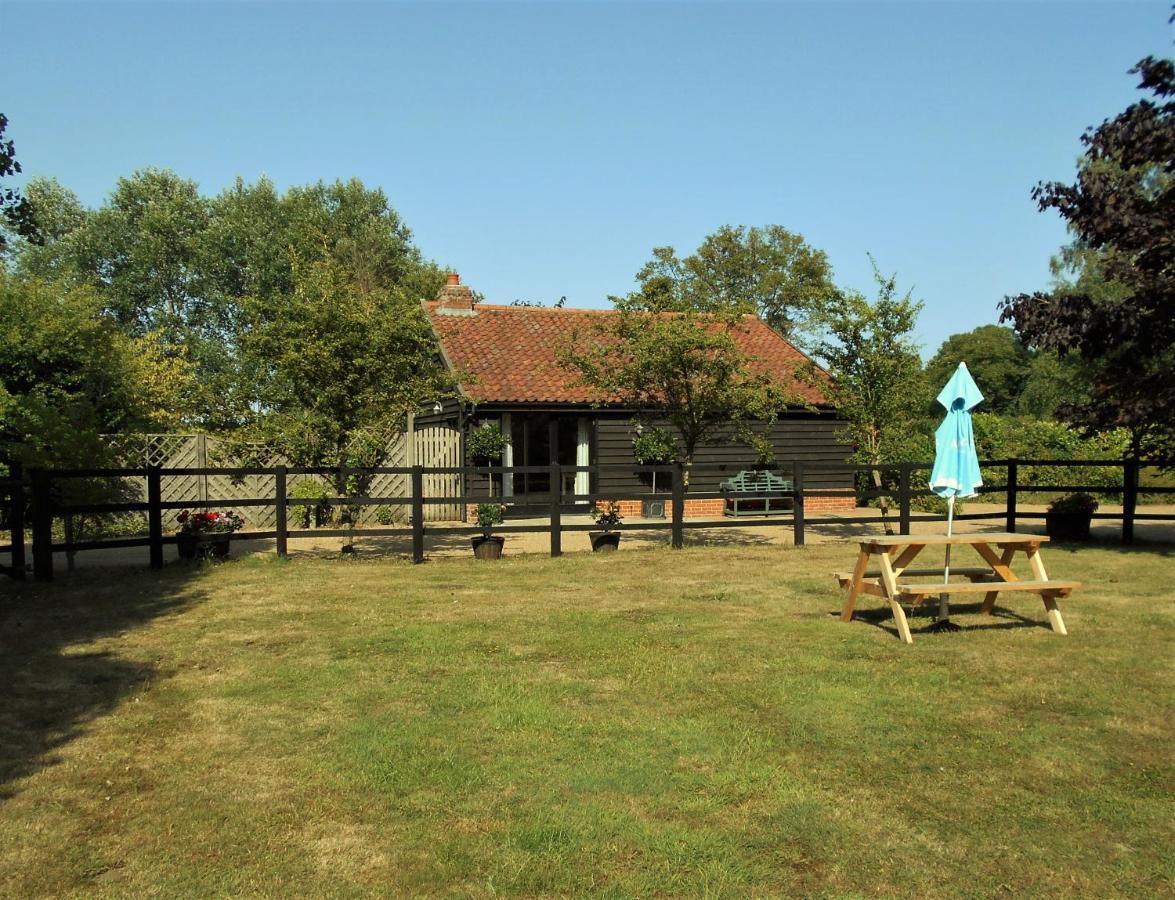 Brundish Suffolk Barn 2 Bed Idyllic 6 Acres Βίλα Wilby  Εξωτερικό φωτογραφία